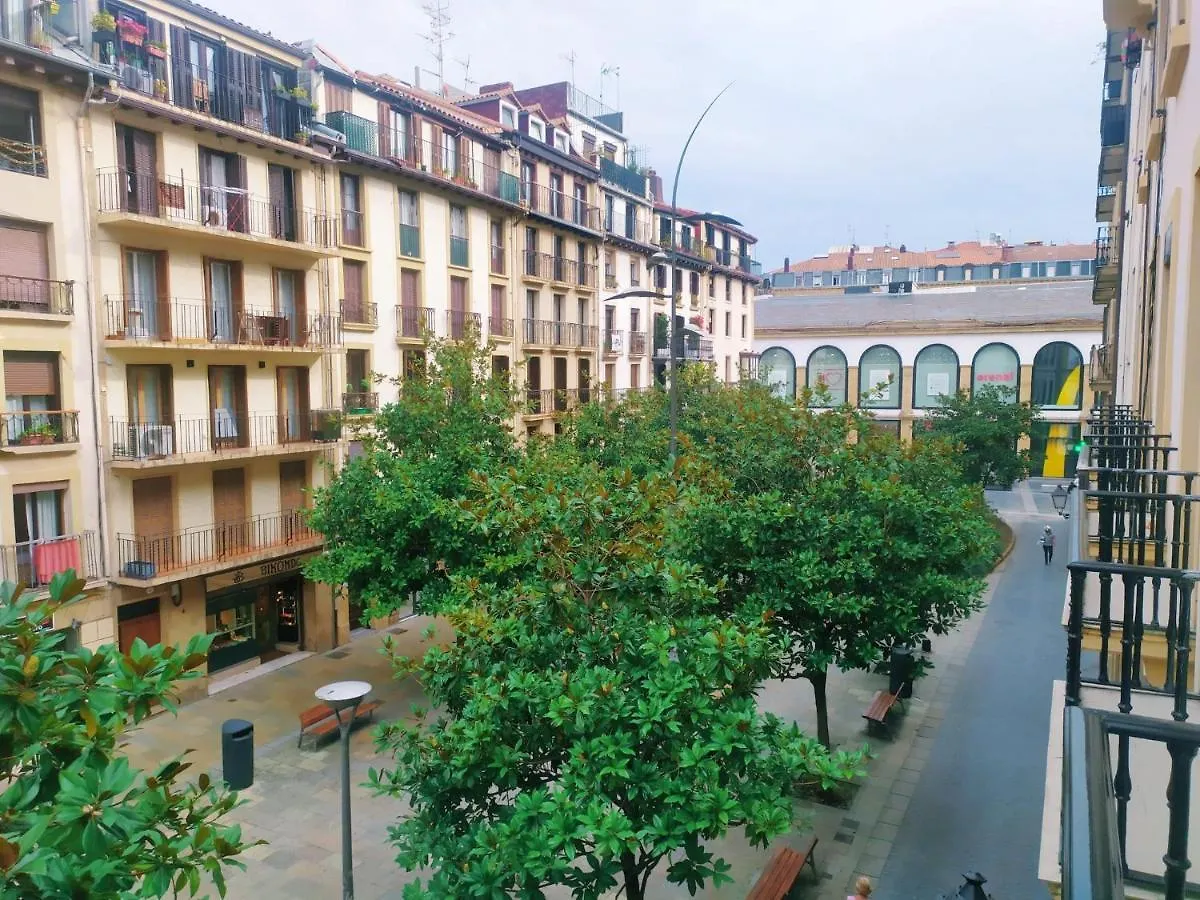 Pension Sarriegi San Sebastián 2*,  Spagna